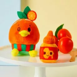 Orange Bird Citrus-Infused Cupcake Disney Munchlings Plush – Specialty Treats – Micro 4 1/2'' – Limited Release -Lionel Promotional 1517041283706 1